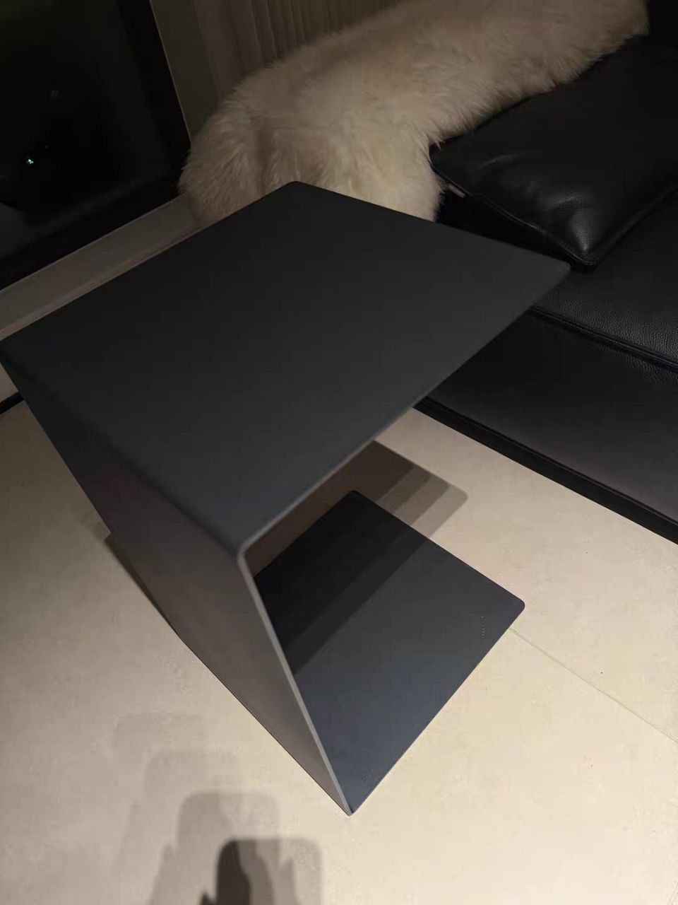 Приставной столик TECTON by Romatti